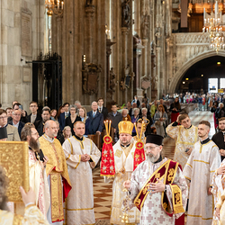 Priesterweihe Byzantinischer Ritus im Stephansdom / Erzdiözese Wien/ Schönlaub