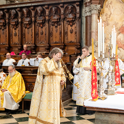 Priesterweihe Byzantinischer Ritus im Stephansdom / Erzdiözese Wien/ Schönlaub