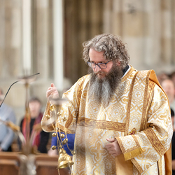 Priesterweihe Byzantinischer Ritus im Stephansdom / Erzdiözese Wien/ Schönlaub